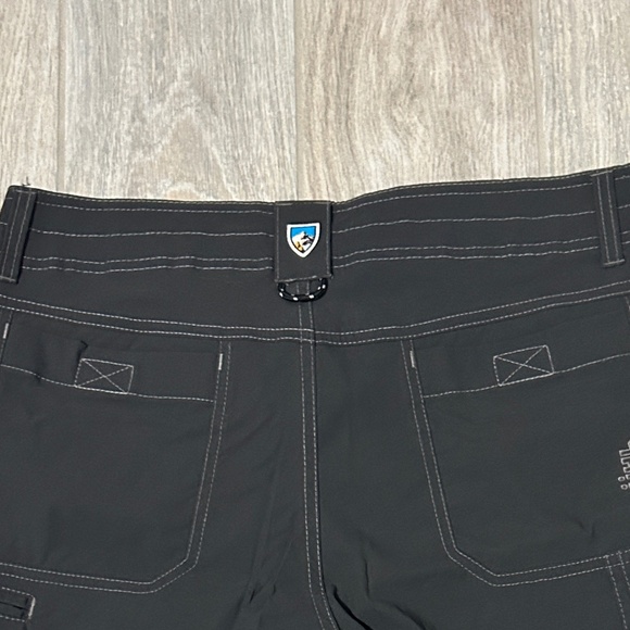 LIKE NEW! Men's Kuhl Cargo Tech Short - Gray - 33 - Picture 4 of 10